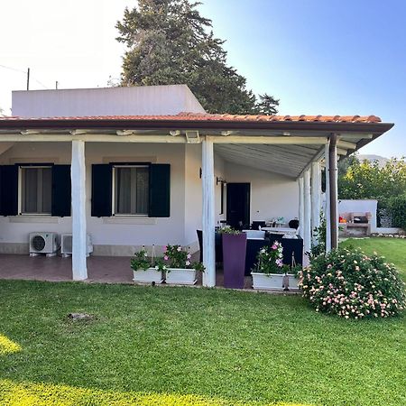 אבולה Summer House מראה חיצוני תמונה