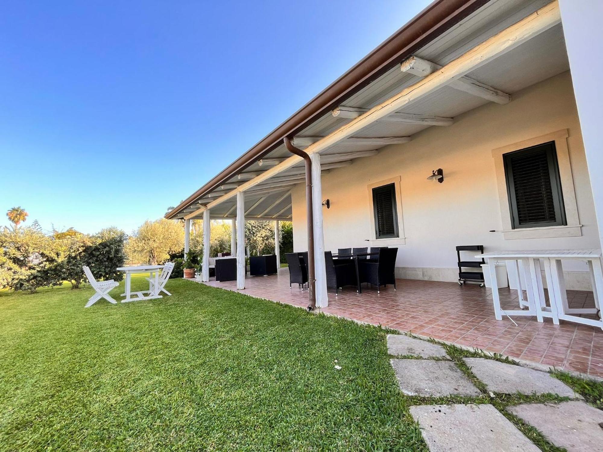אבולה Summer House מראה חיצוני תמונה