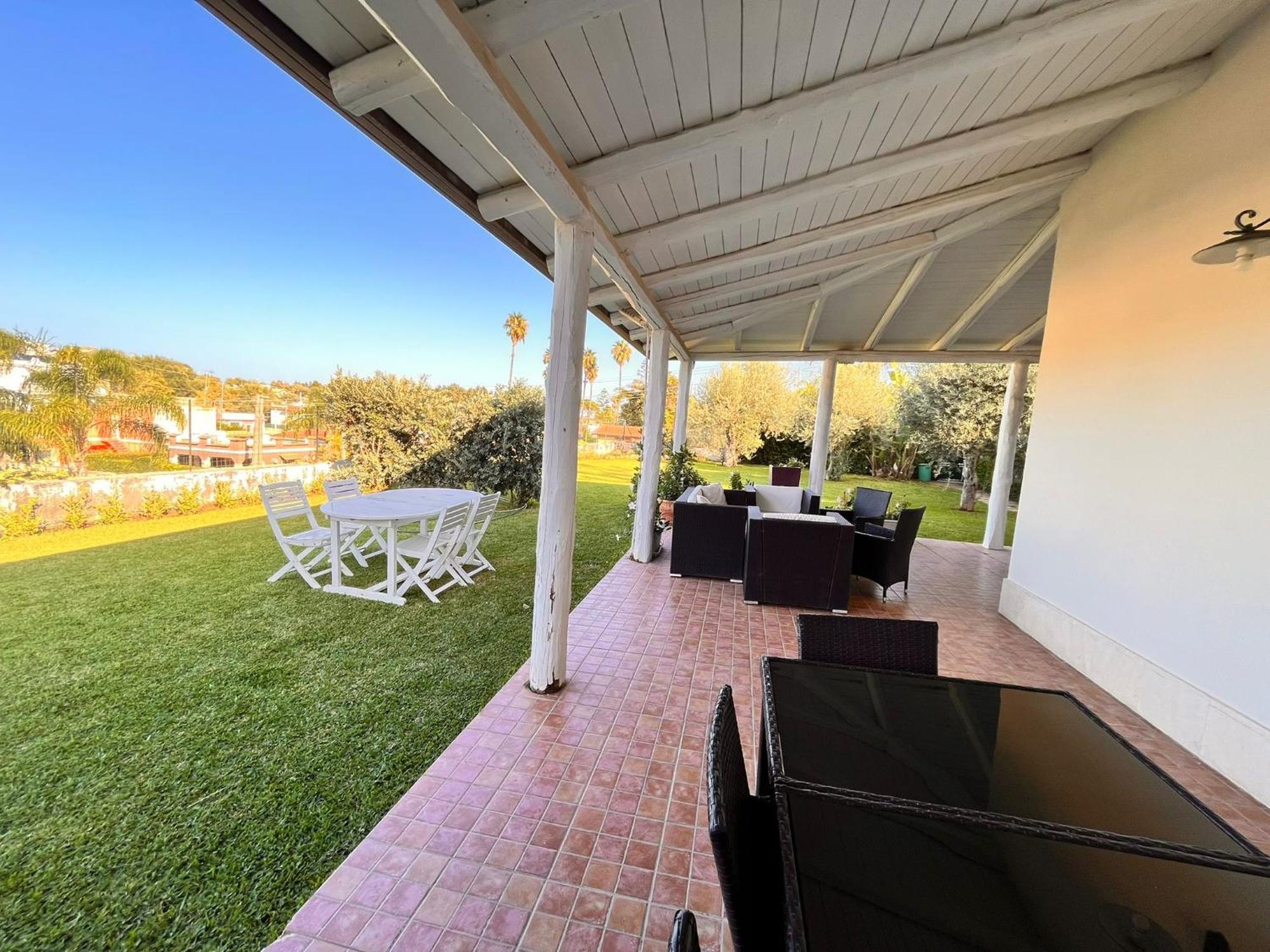 אבולה Summer House מראה חיצוני תמונה